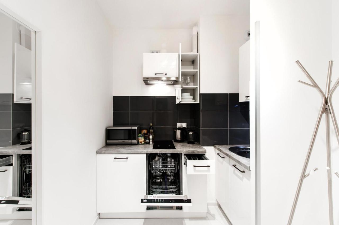 Project Comfort Apartament Dywizjonu 303 175/8 Warszawa Apartment Ngoại thất bức ảnh
